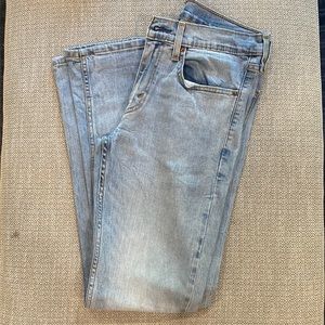 Levi Mens Jeans